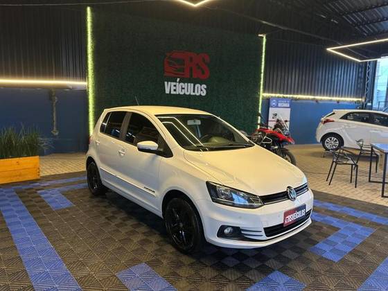 VOLKSWAGEN FOX 1.0 MPI COMFORTLINE 12V FLEX 4P MANUAL VOLKSWAGEN FOX 1.0 MPI COMFORTLINE 12V FLEX 4P MANUAL